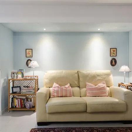Do Vale-apt East