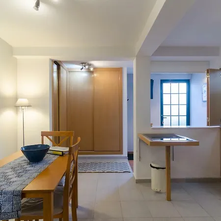 Do Vale-apt East Apartment *