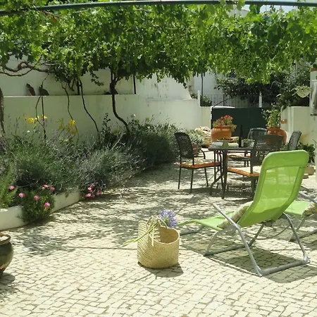 Do Vale-apt East * Portimao